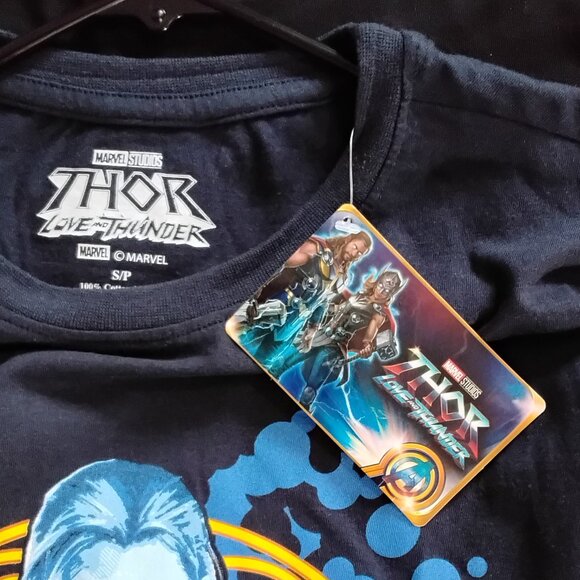 Thor Love and Thunder T-Shirt Size Adult S BNWT!! - Picture 3 of 3